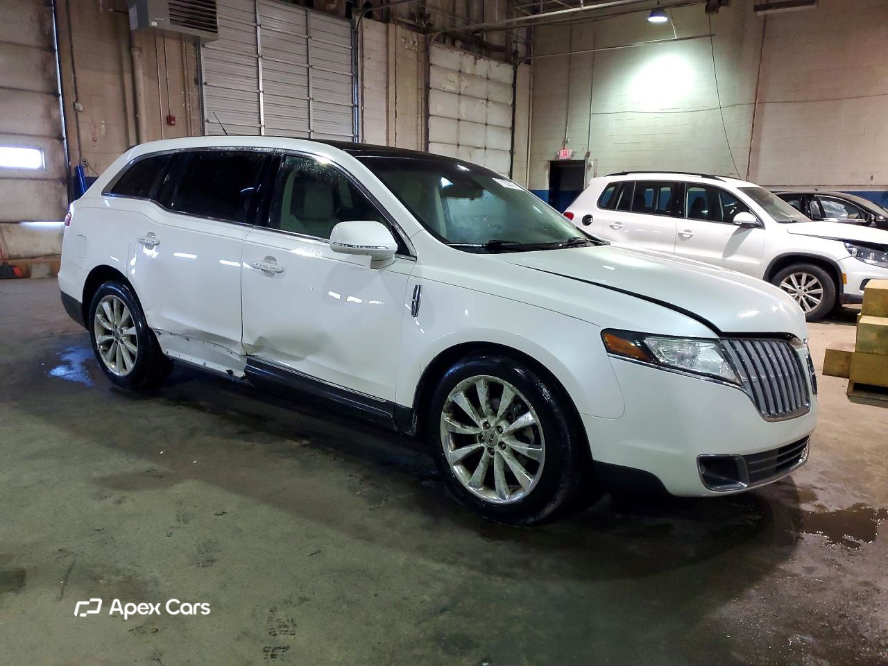 Lincoln MKT 2012