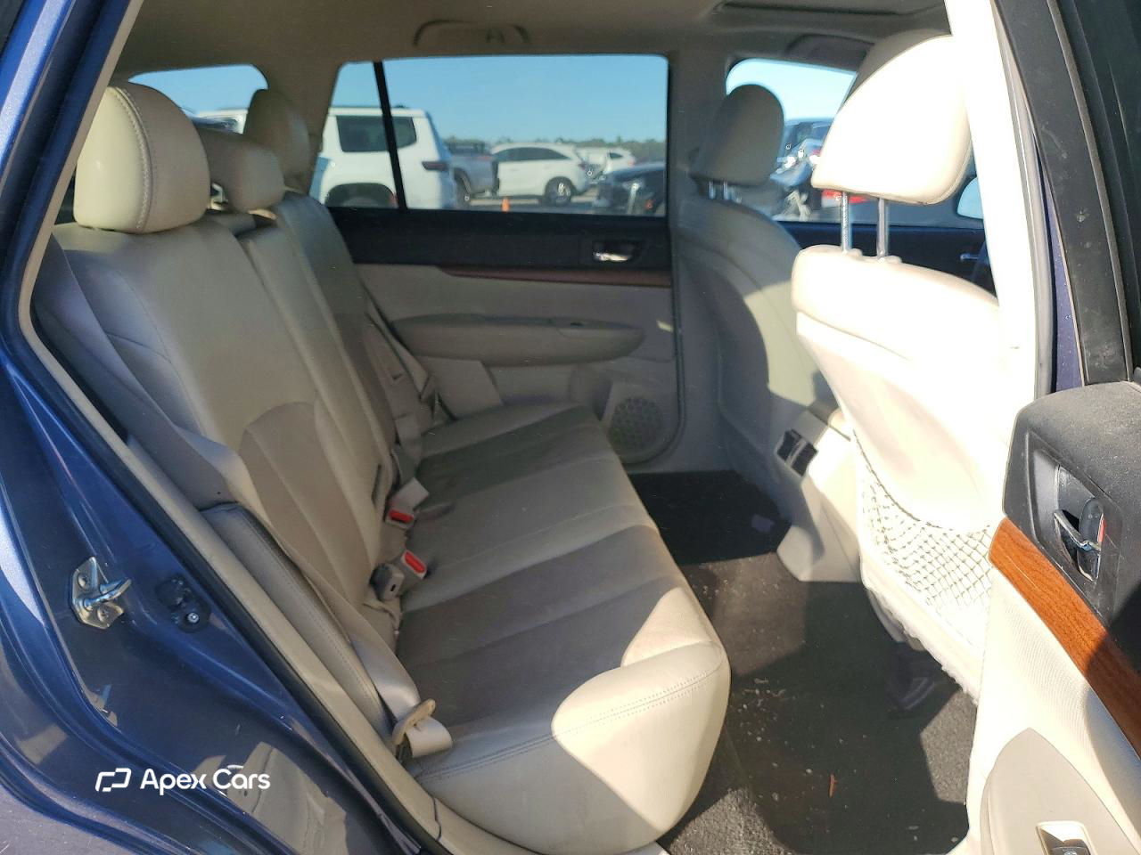 Subaru Outback 2014