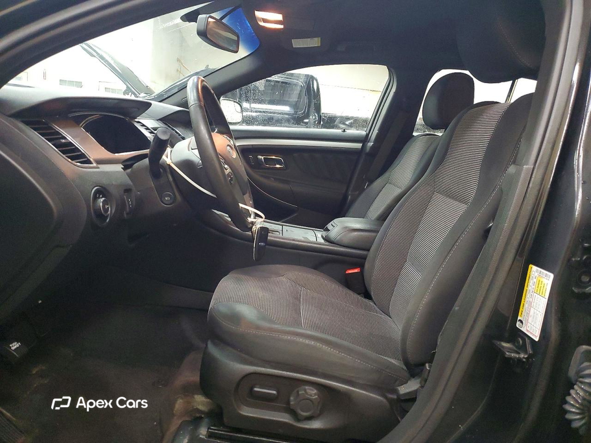 Ford Taurus 2015
