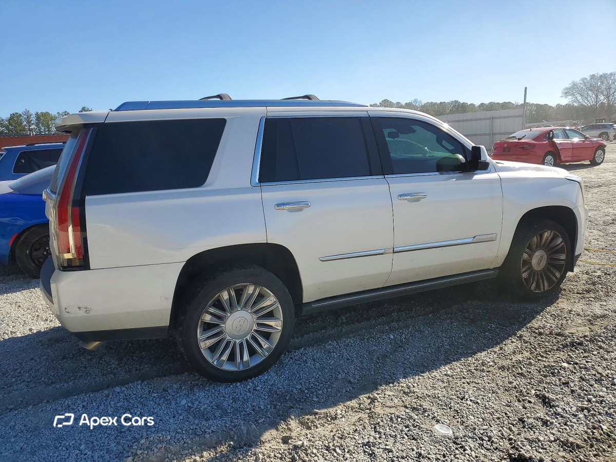 Cadillac Escalade 2018