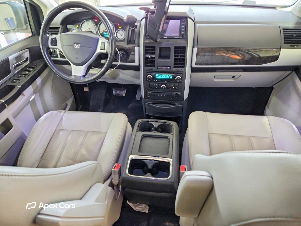 Dodge Caravan 2010