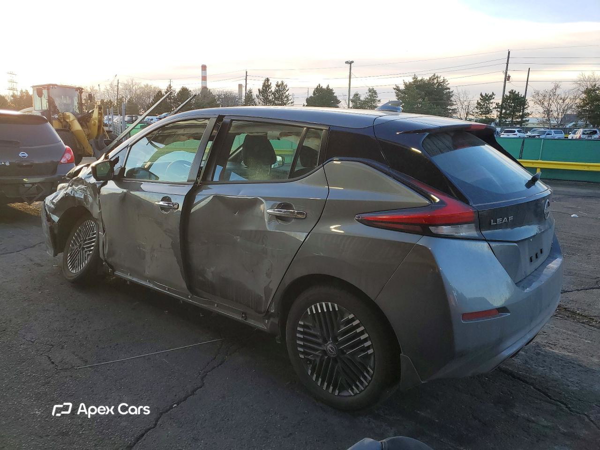Nissan Leaf 2025
