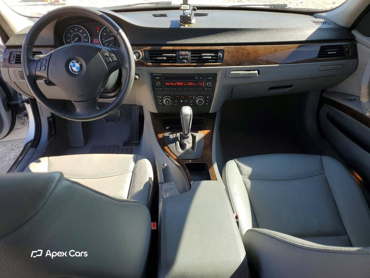 BMW Series 3 2010