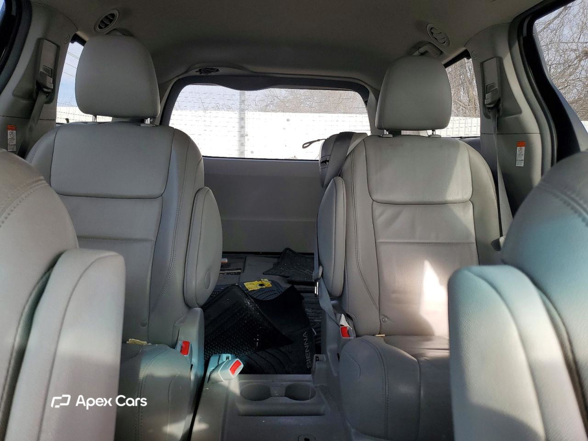 Toyota Sienna 2017