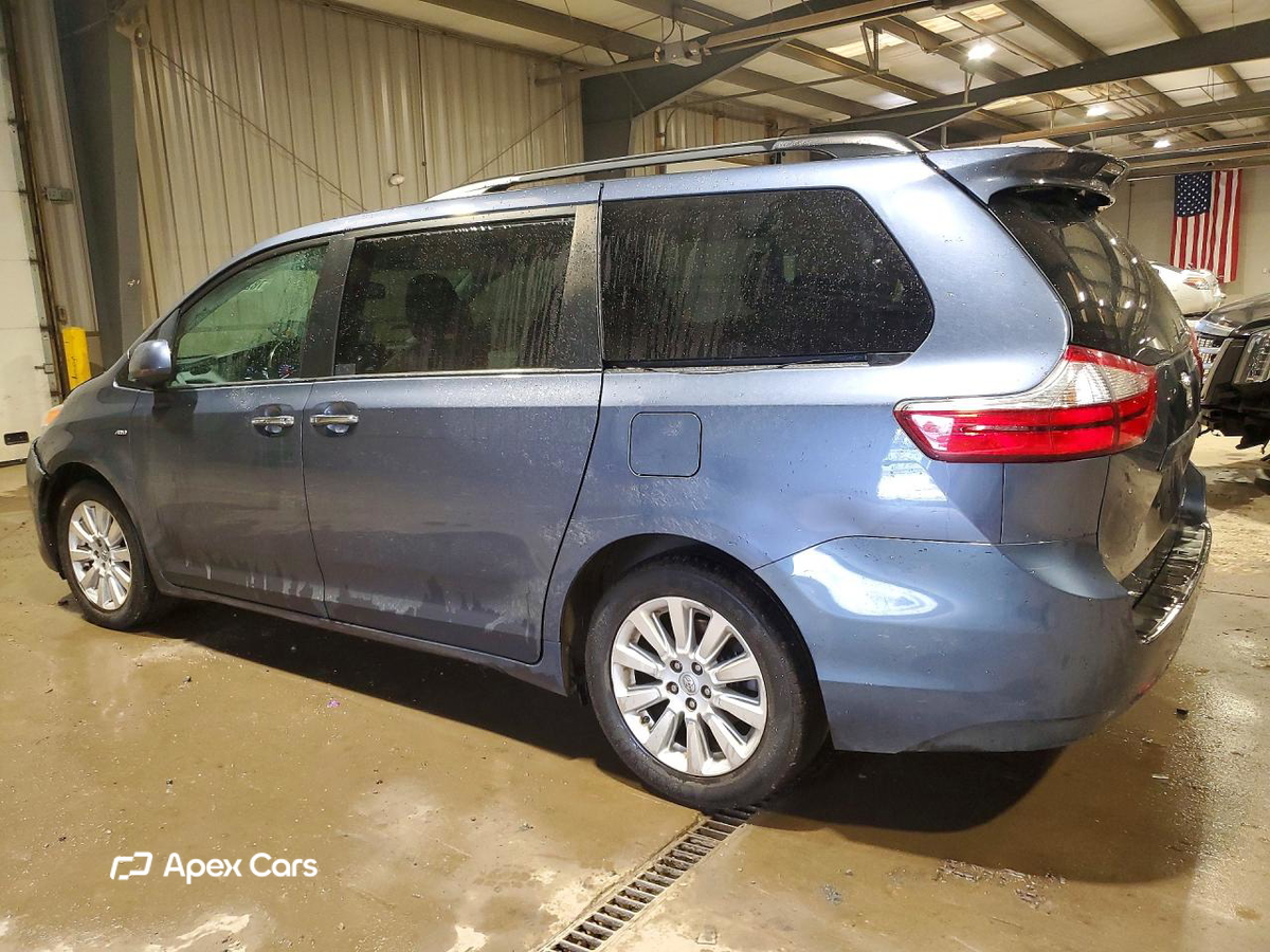 Toyota Sienna 2016