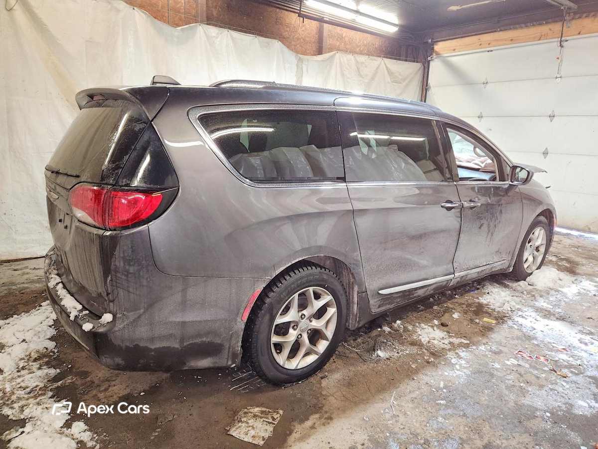 Chrysler Pacifica 2018