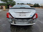 Nissan Versa 2015