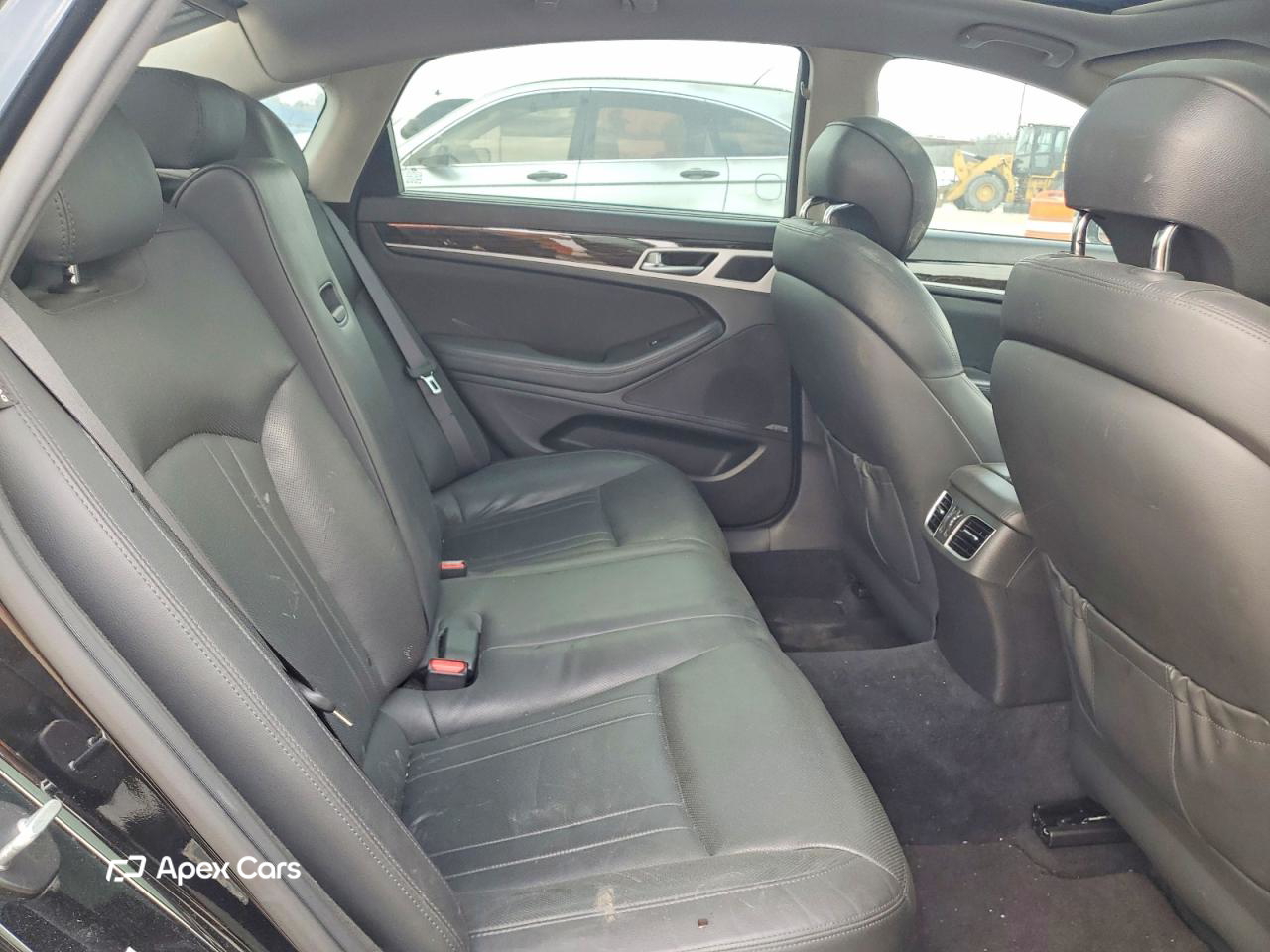 Hyundai Genesis 2015