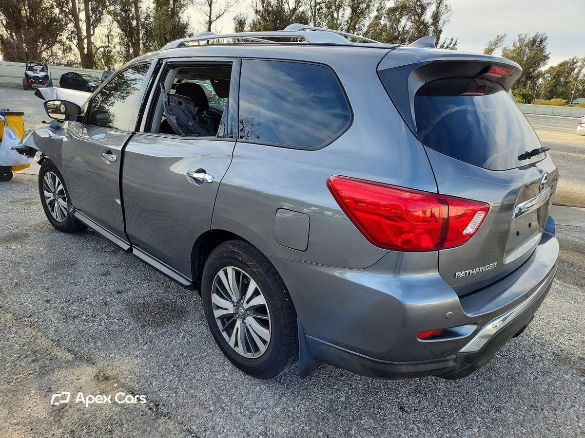 Nissan Pathfinder 2020