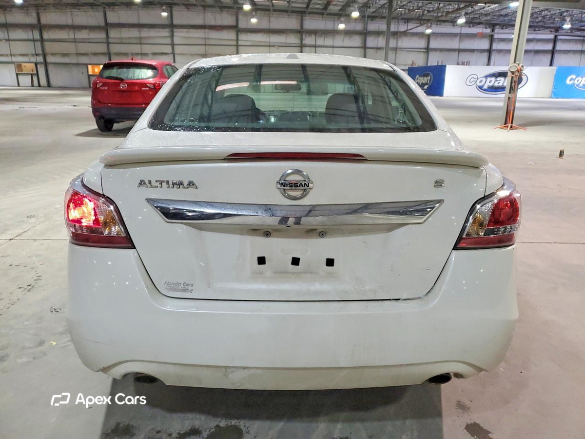 Nissan Altima 2015