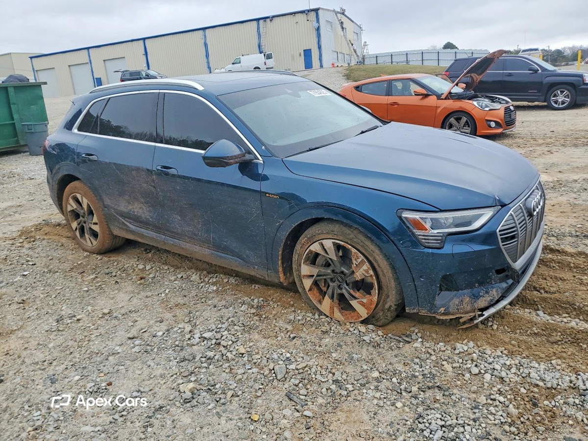 Audi e-tron 2021