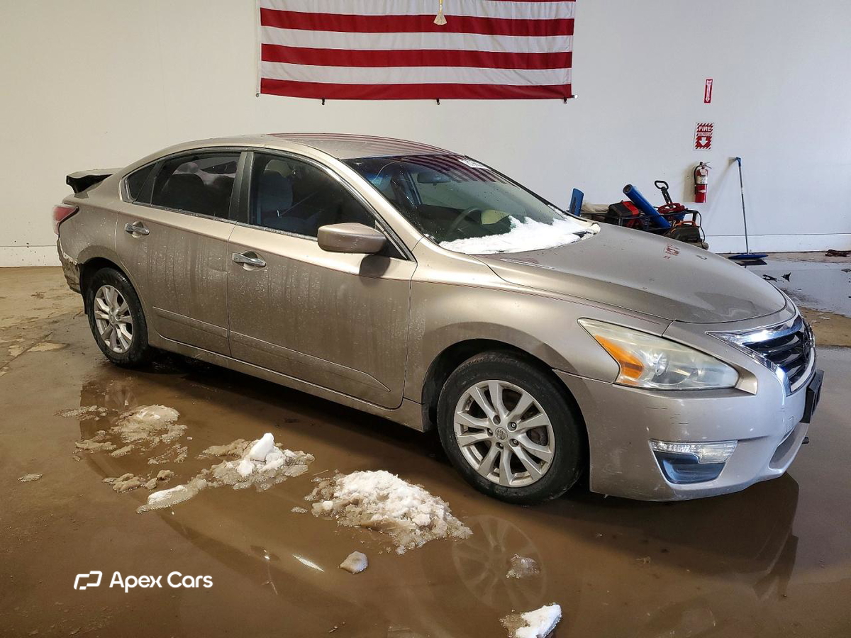 Nissan Altima 2014