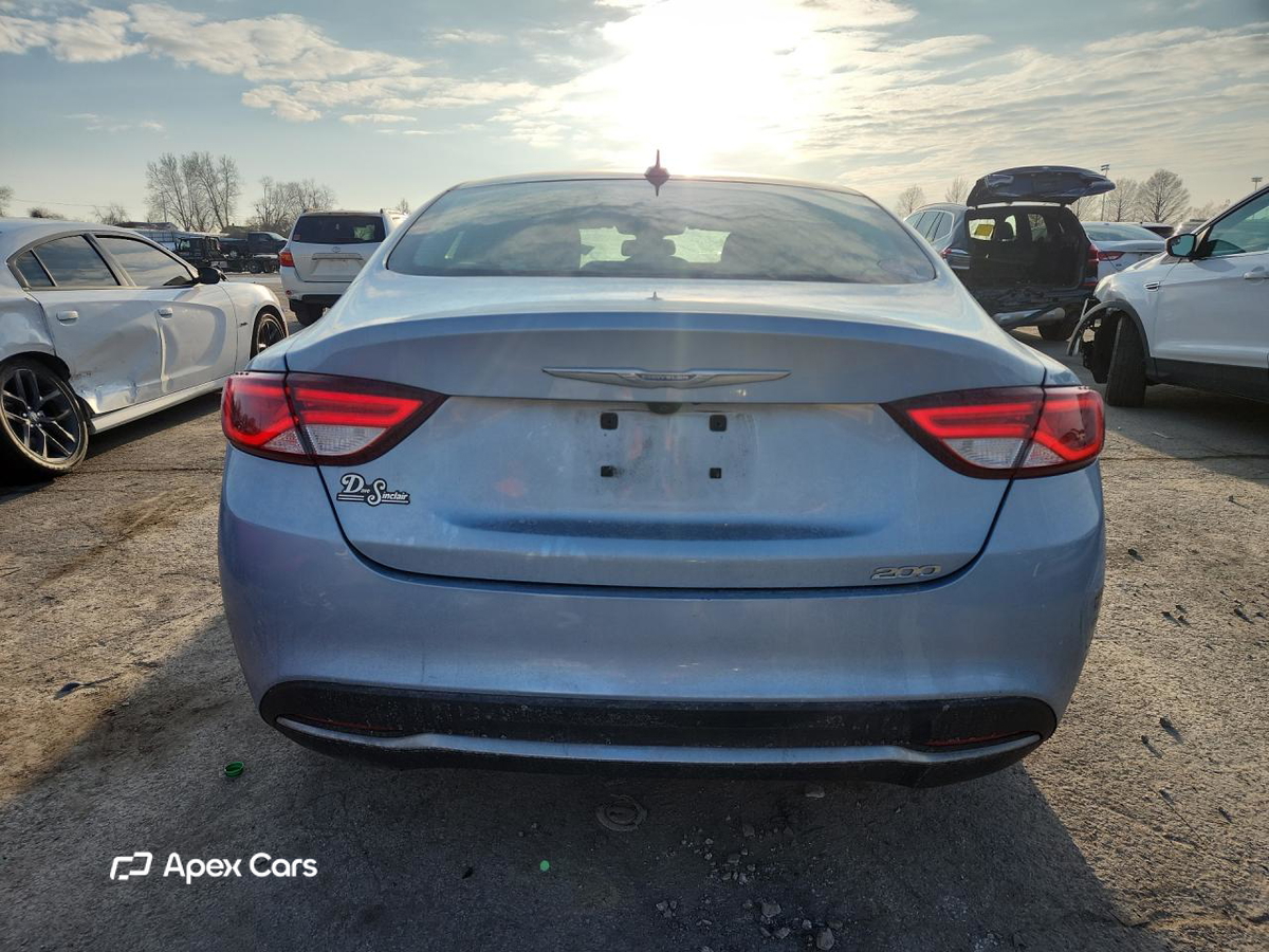 Chrysler 200 2015