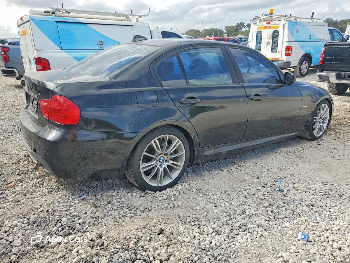 BMW Series 3 2010