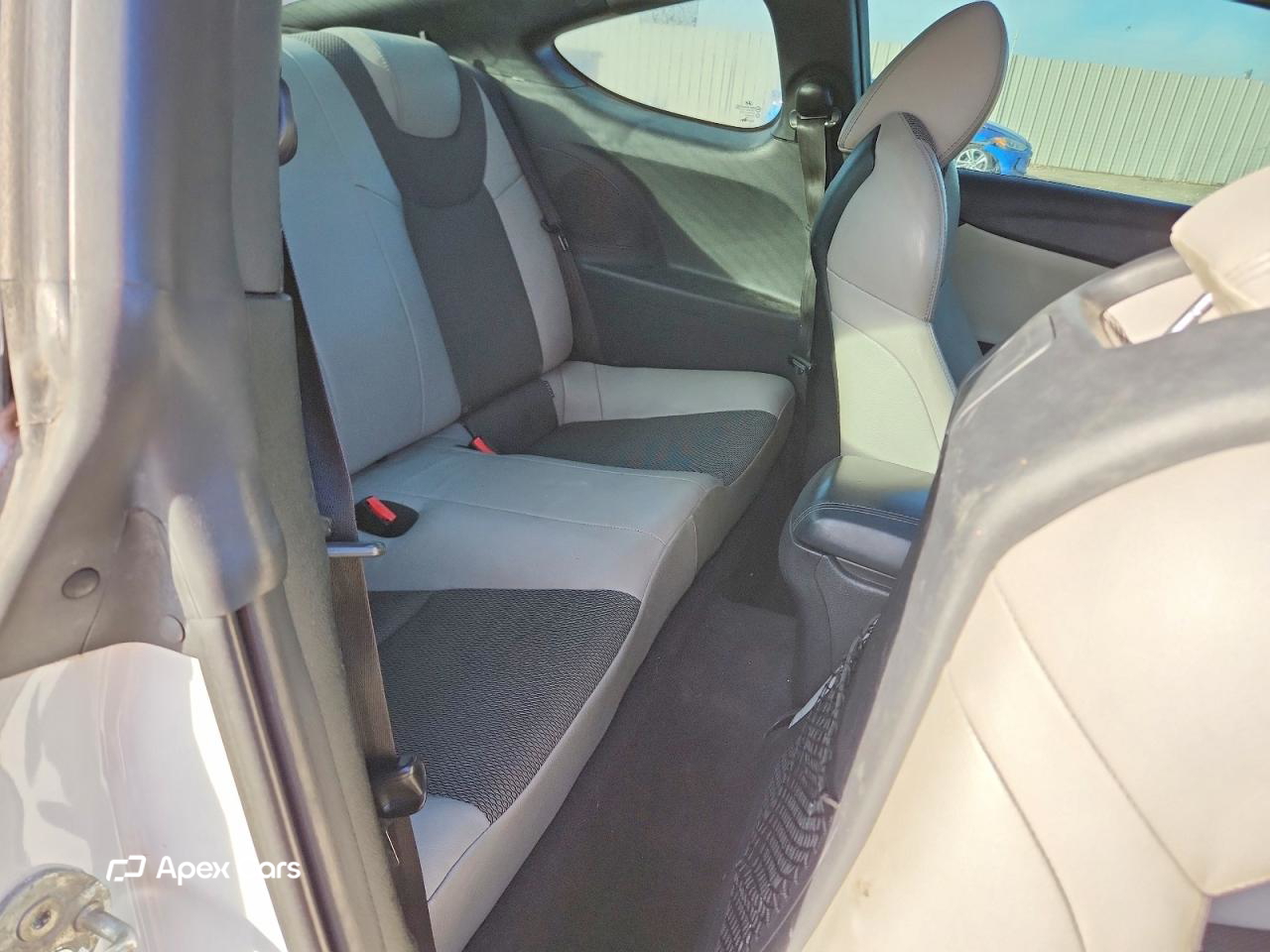 Hyundai Genesis 2013