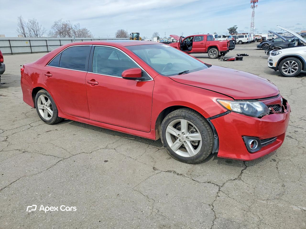 Toyota Camry 2012