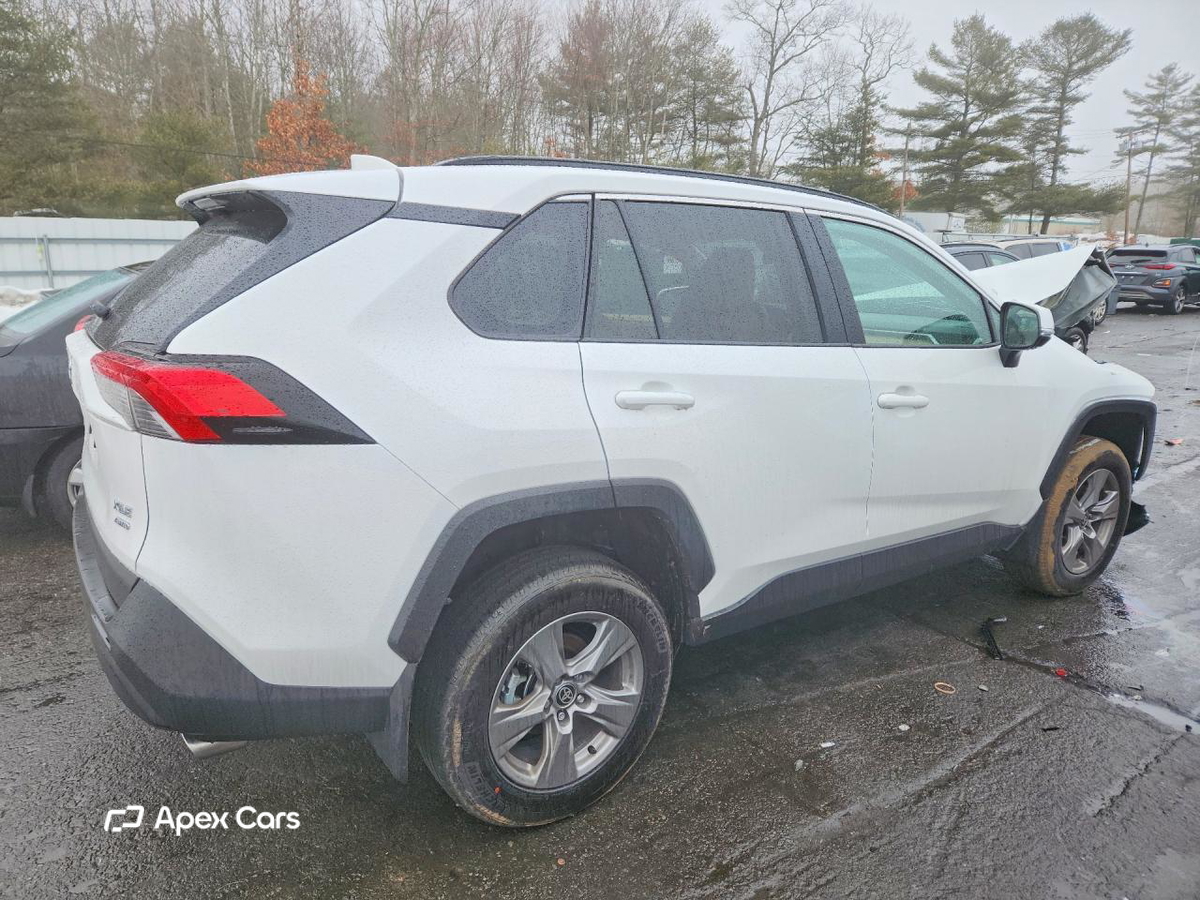 Toyota RAV 4 2025