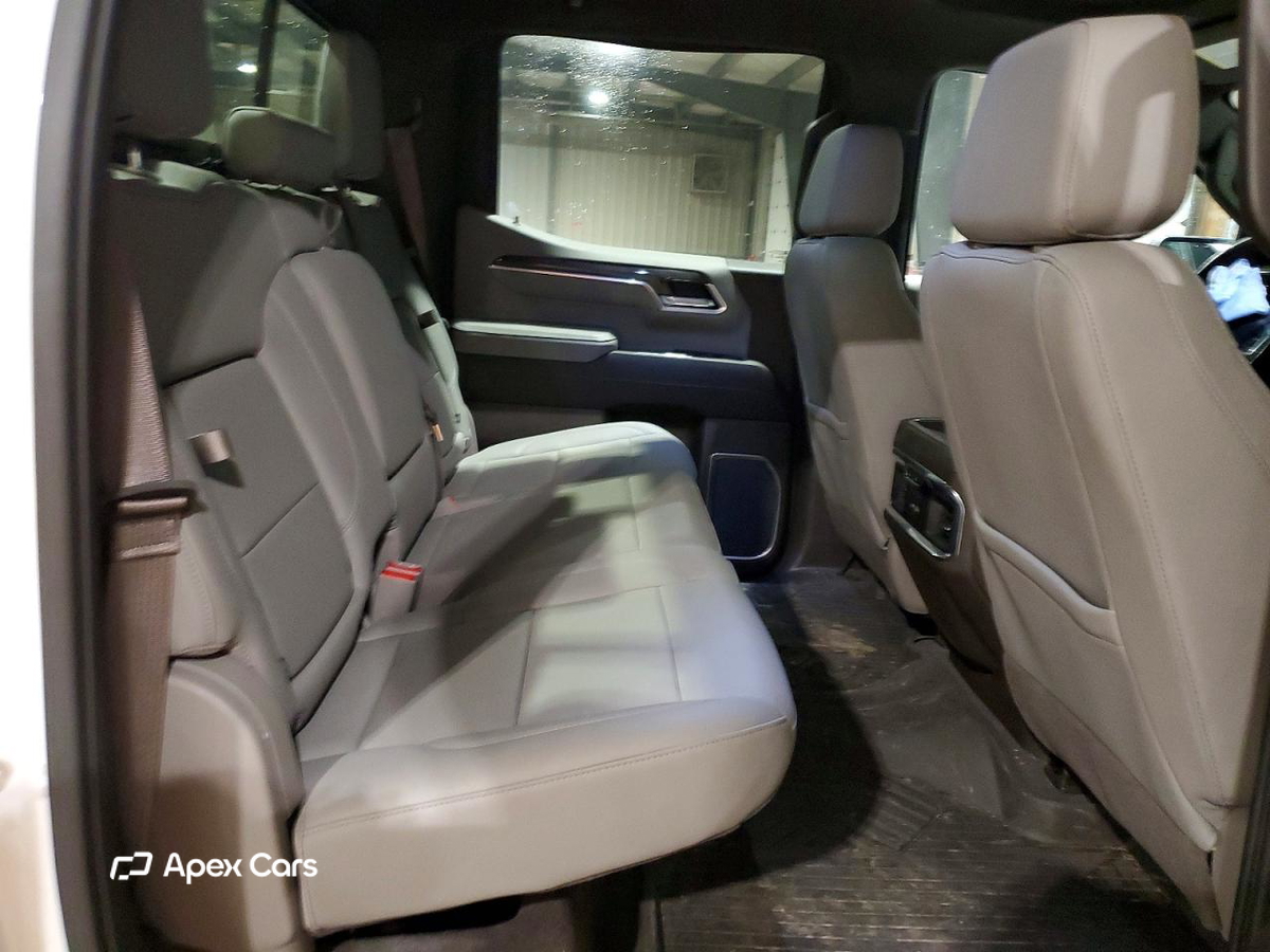 Chevrolet Silverado 2022