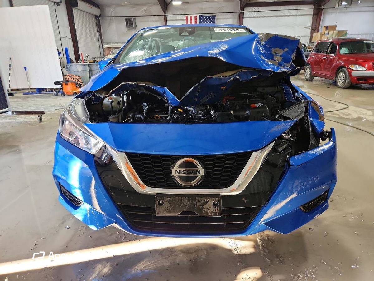 Nissan Versa 2021