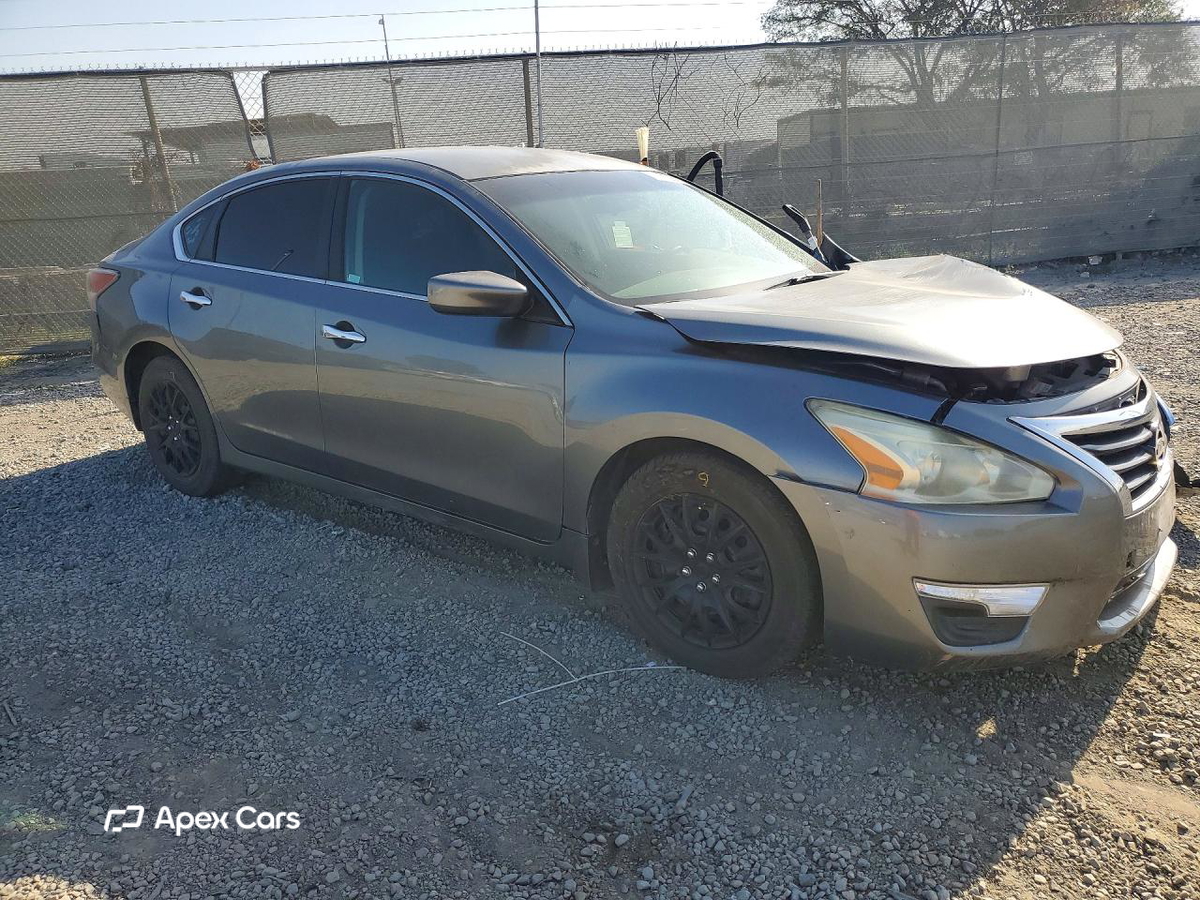 Nissan Altima 2015