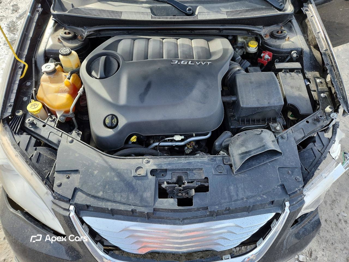 Chrysler 200 2013
