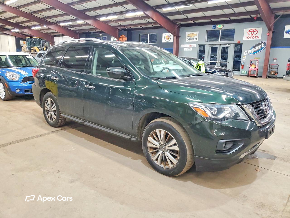 Nissan Pathfinder 2018
