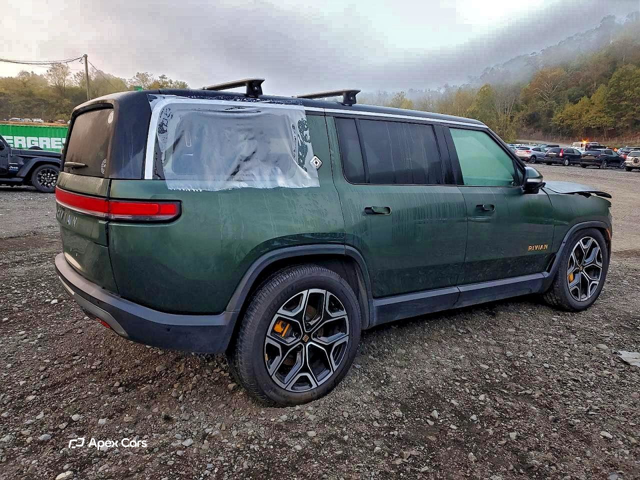 Rivian R1S 2023