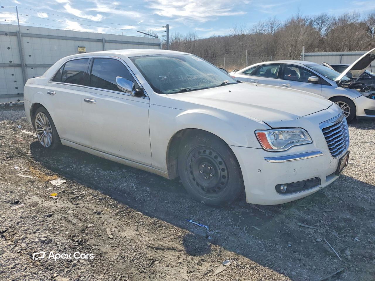 Chrysler 300 2011