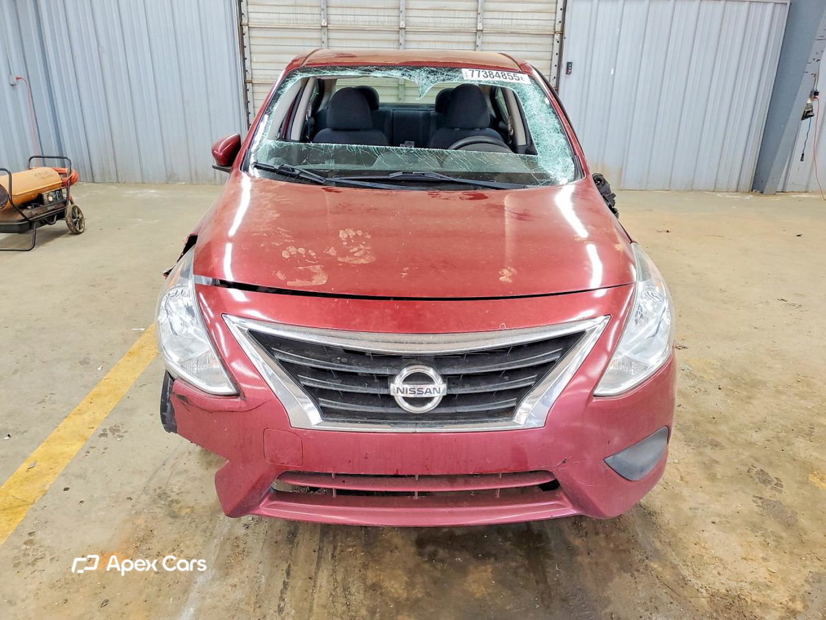 Versa 2016