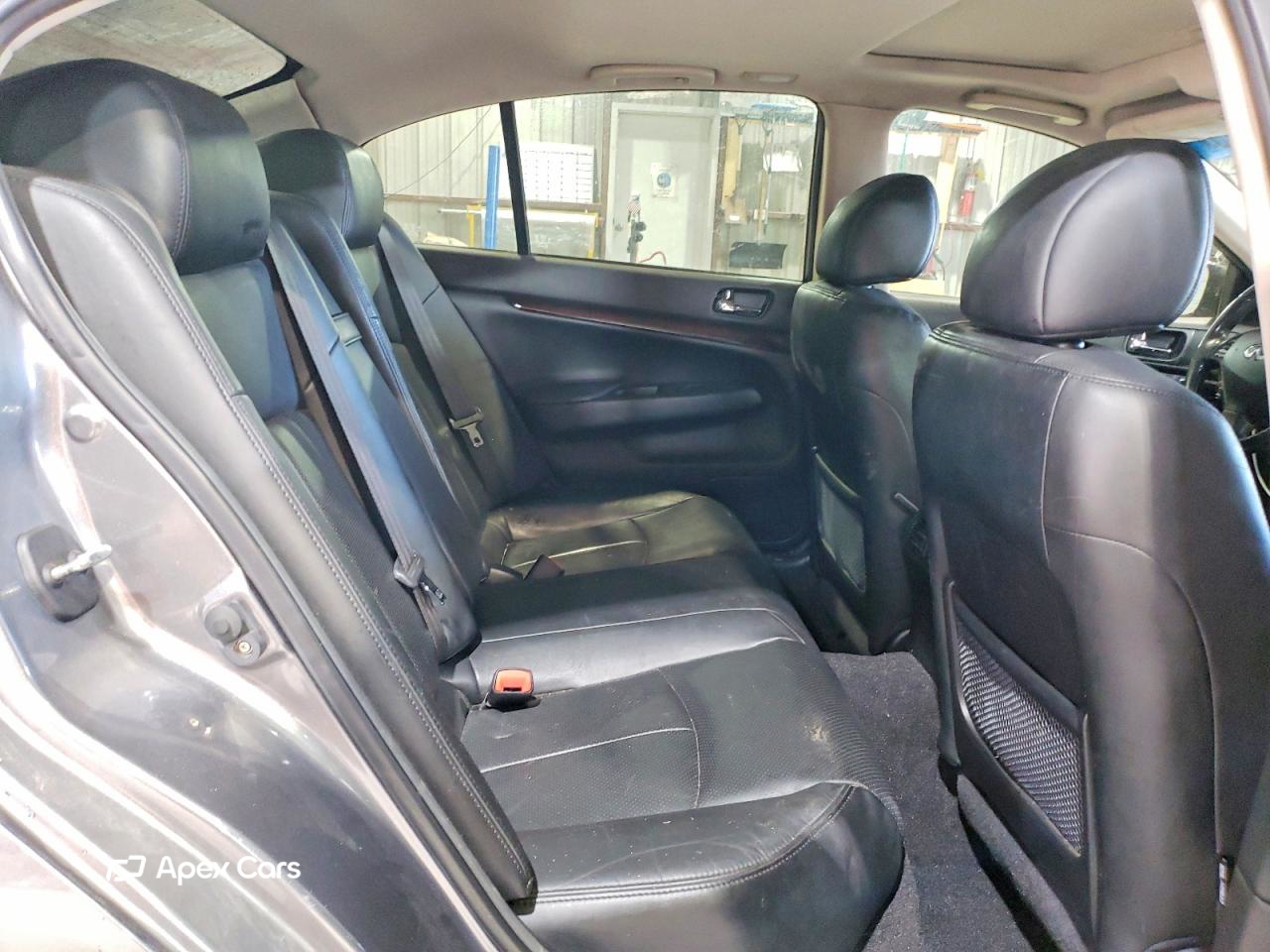 Infiniti G 2012