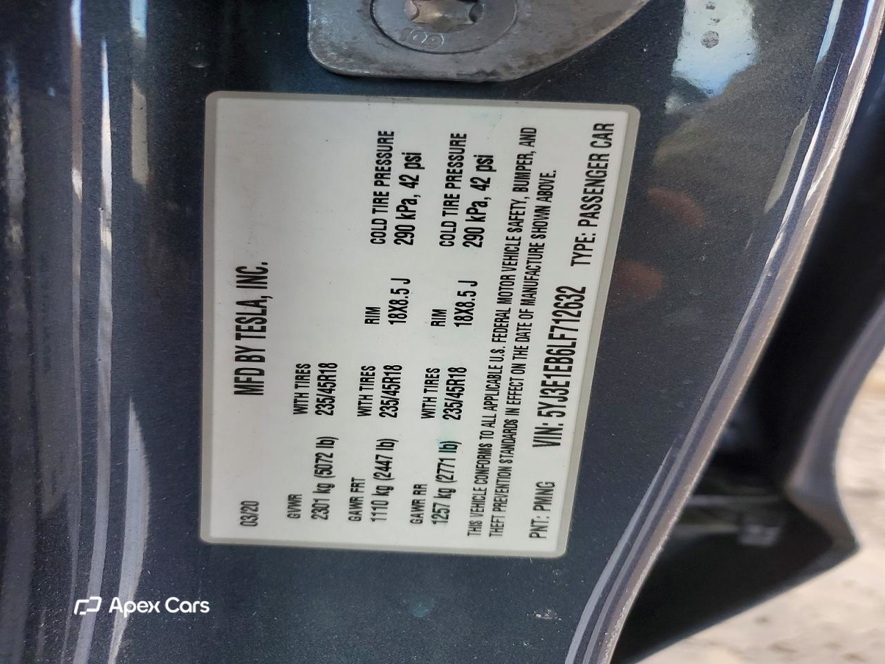 Tesla Model 3 2020