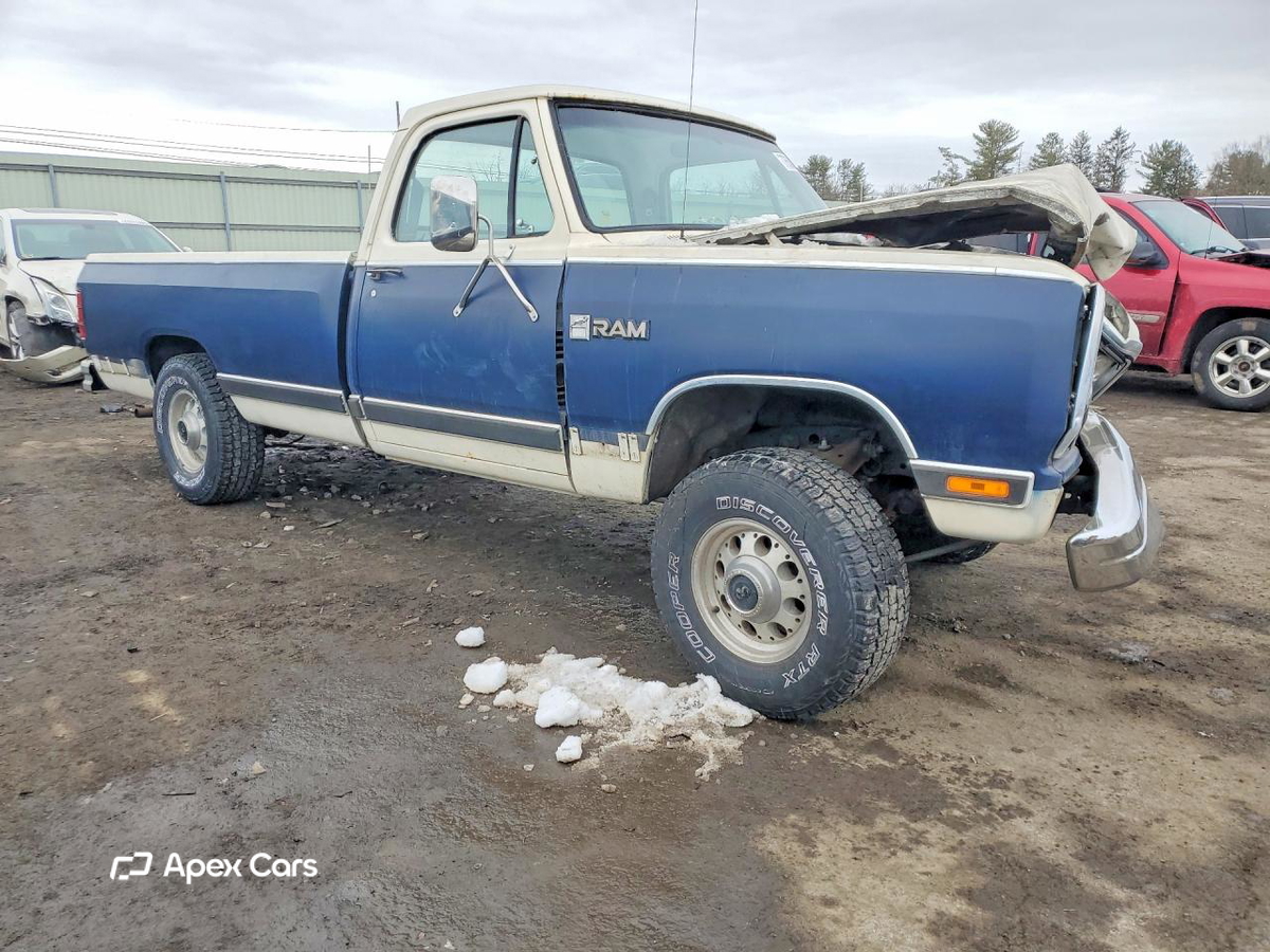 Dodge D150 1987