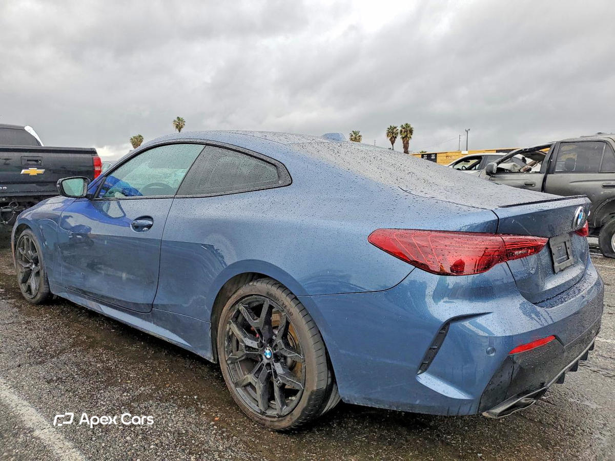 BMW M4 2025