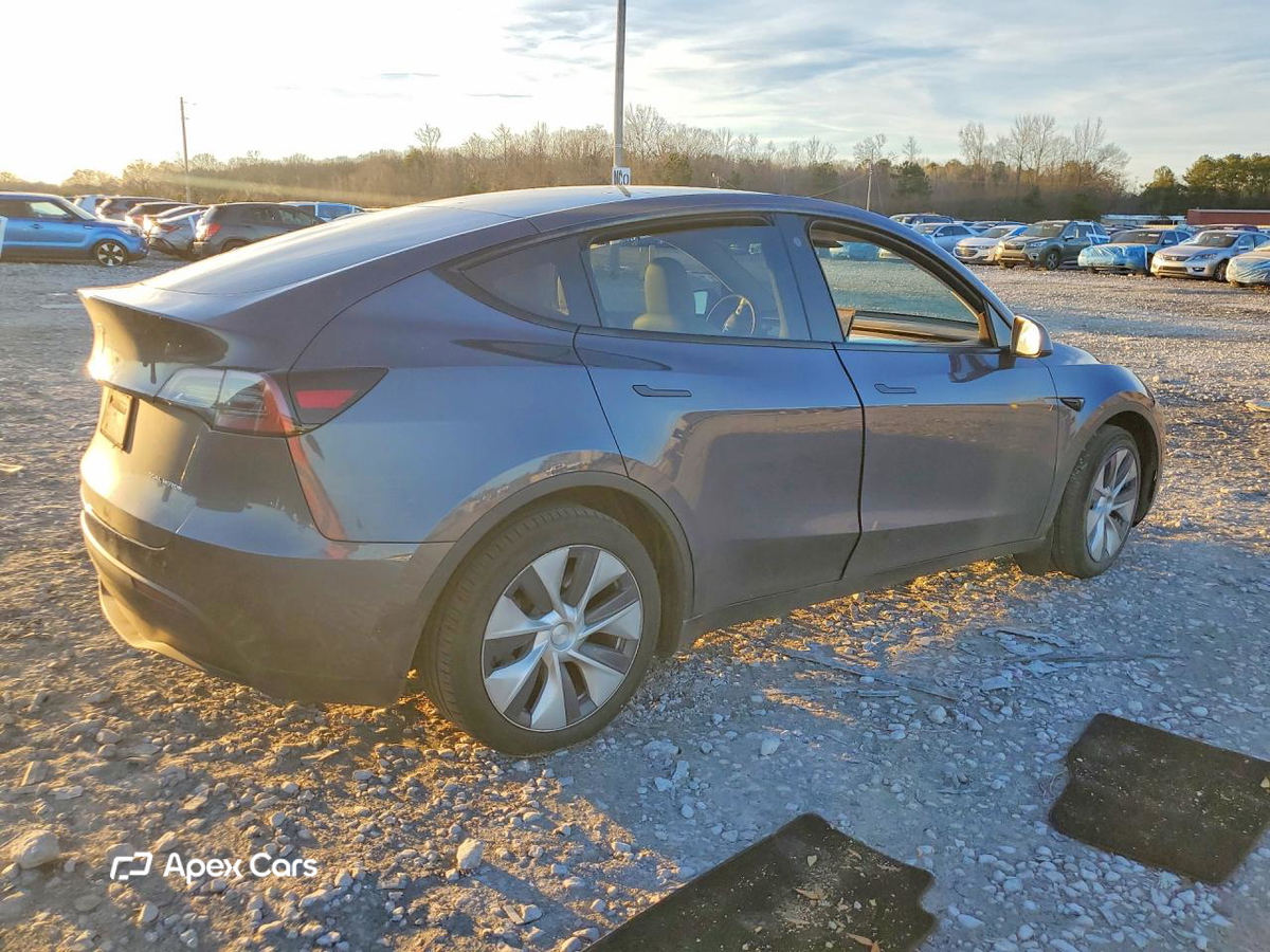 Tesla Model Y 2022
