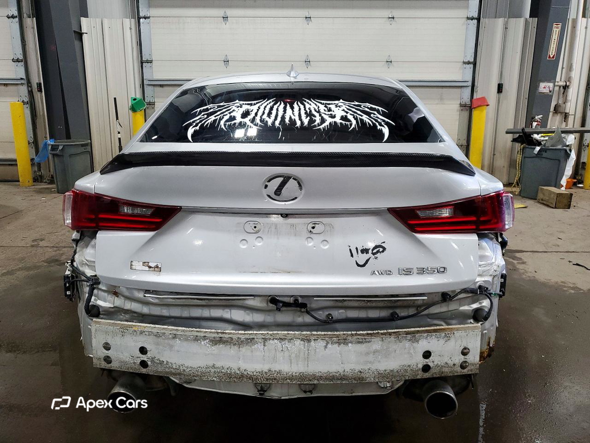 Lexus IS 2015