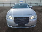 Chrysler 300 2019