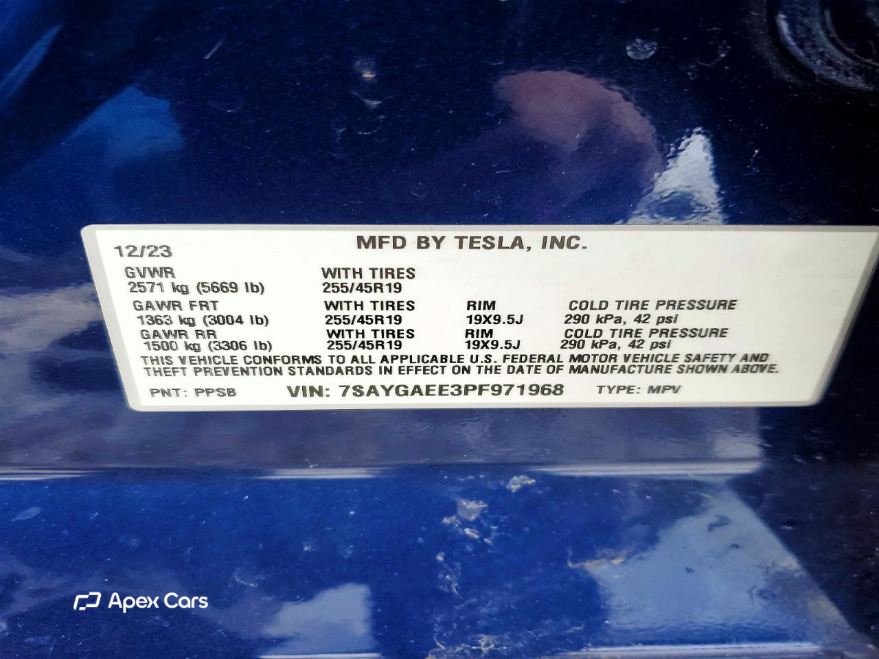 Tesla Model Y 2023