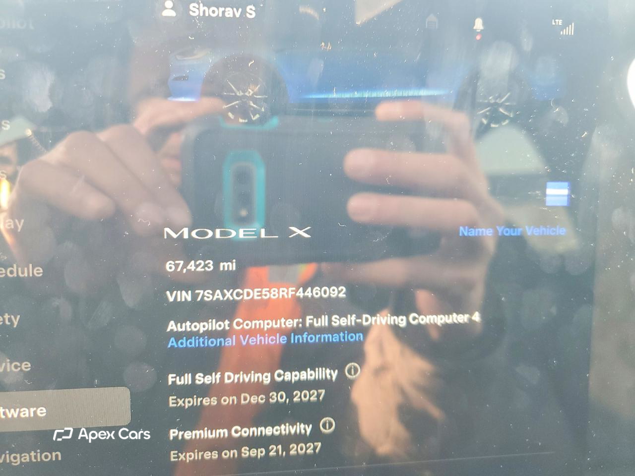 Tesla Model X 2024