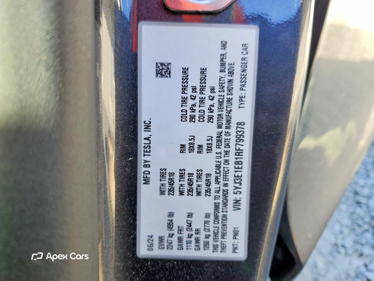 Tesla Model 3 2024