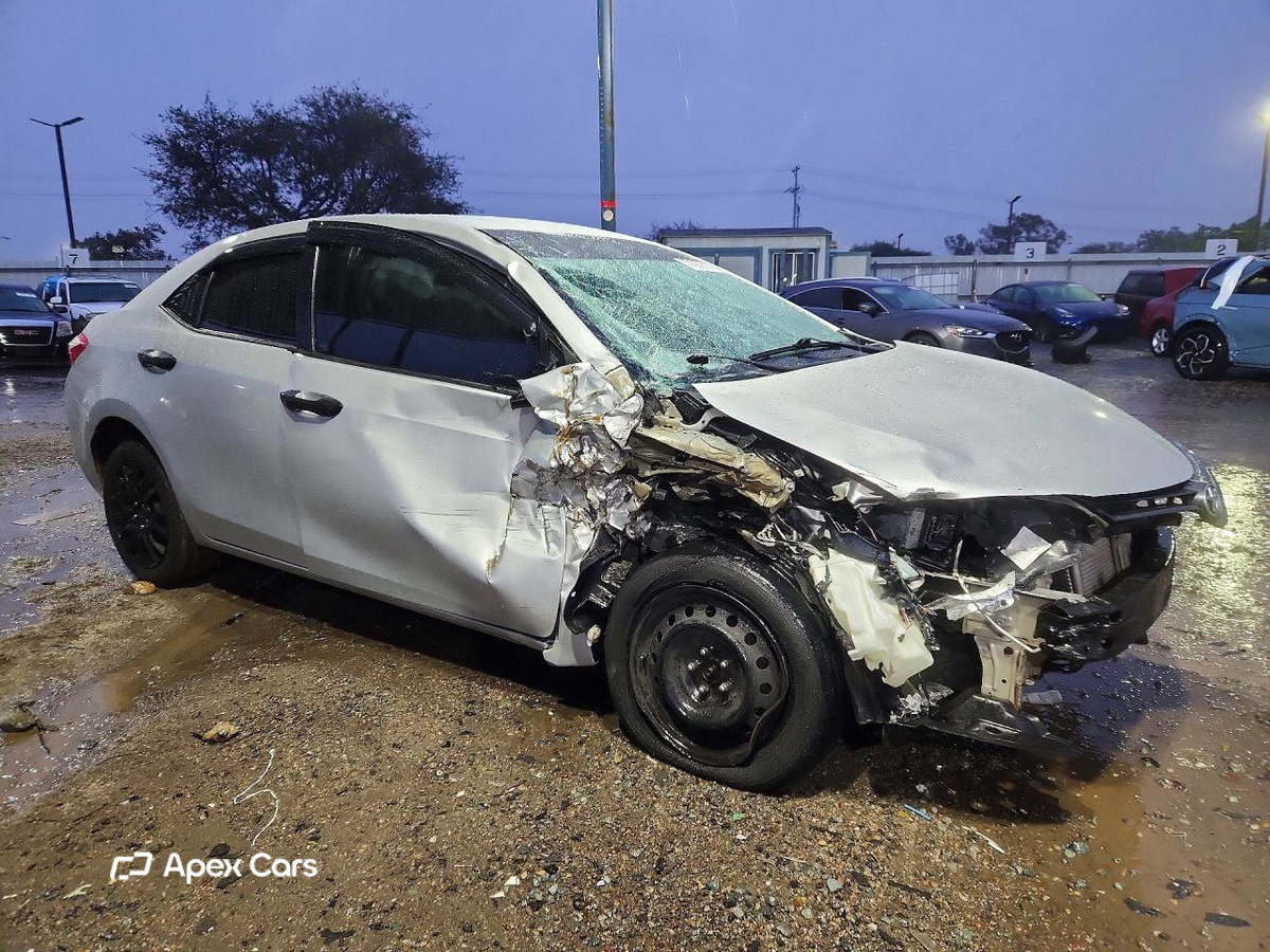 Toyota Corolla 2015