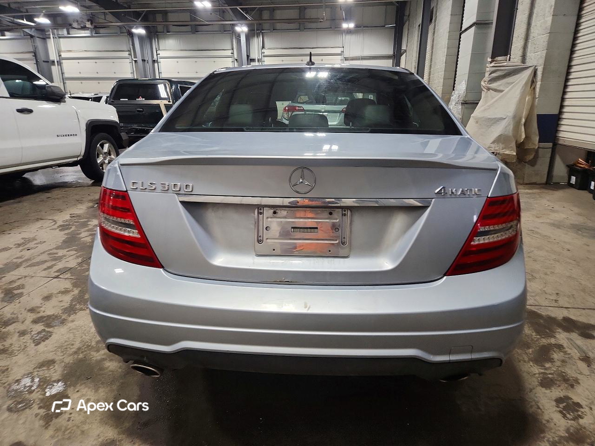 Mercedes-Benz  2013