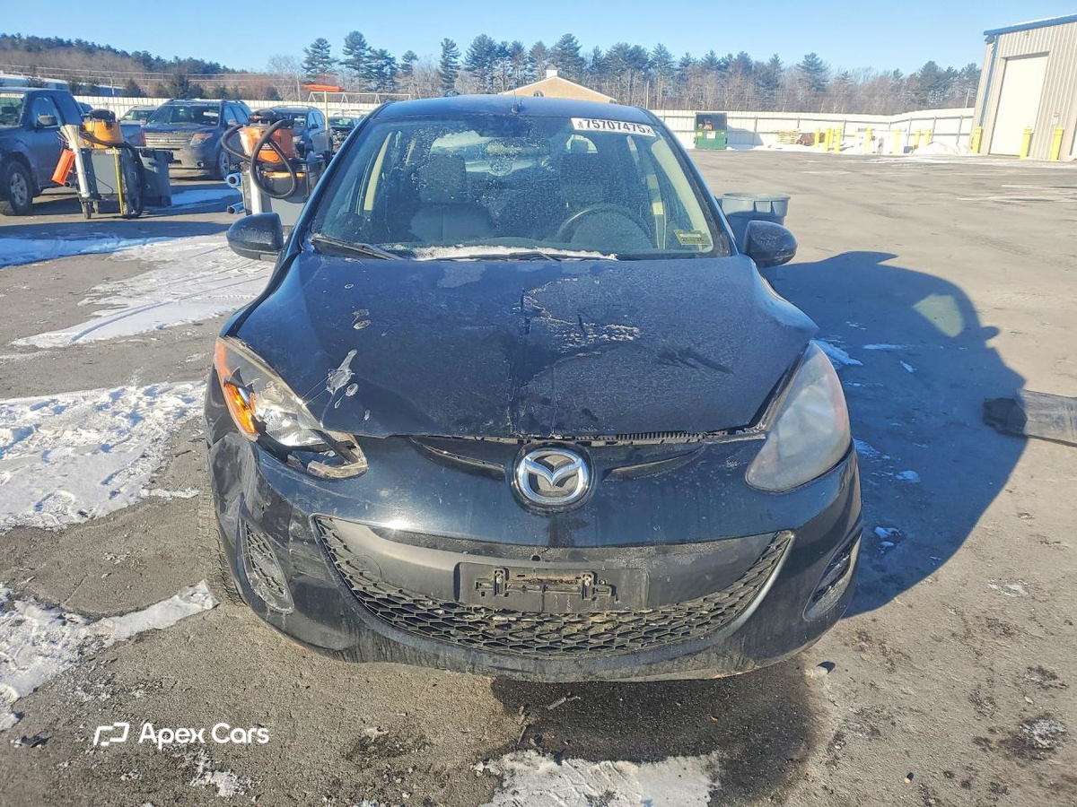 Mazda 2 2012