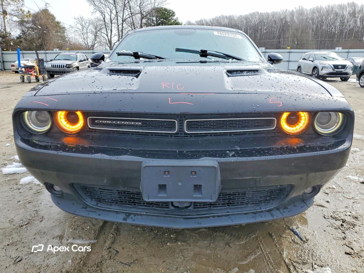 Dodge Challenger 2017