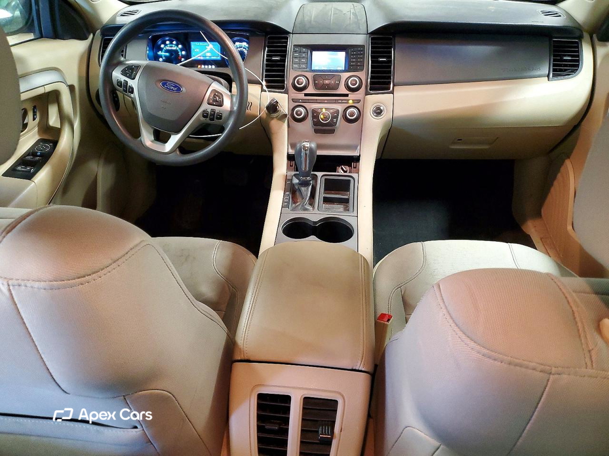 Ford Taurus 2015