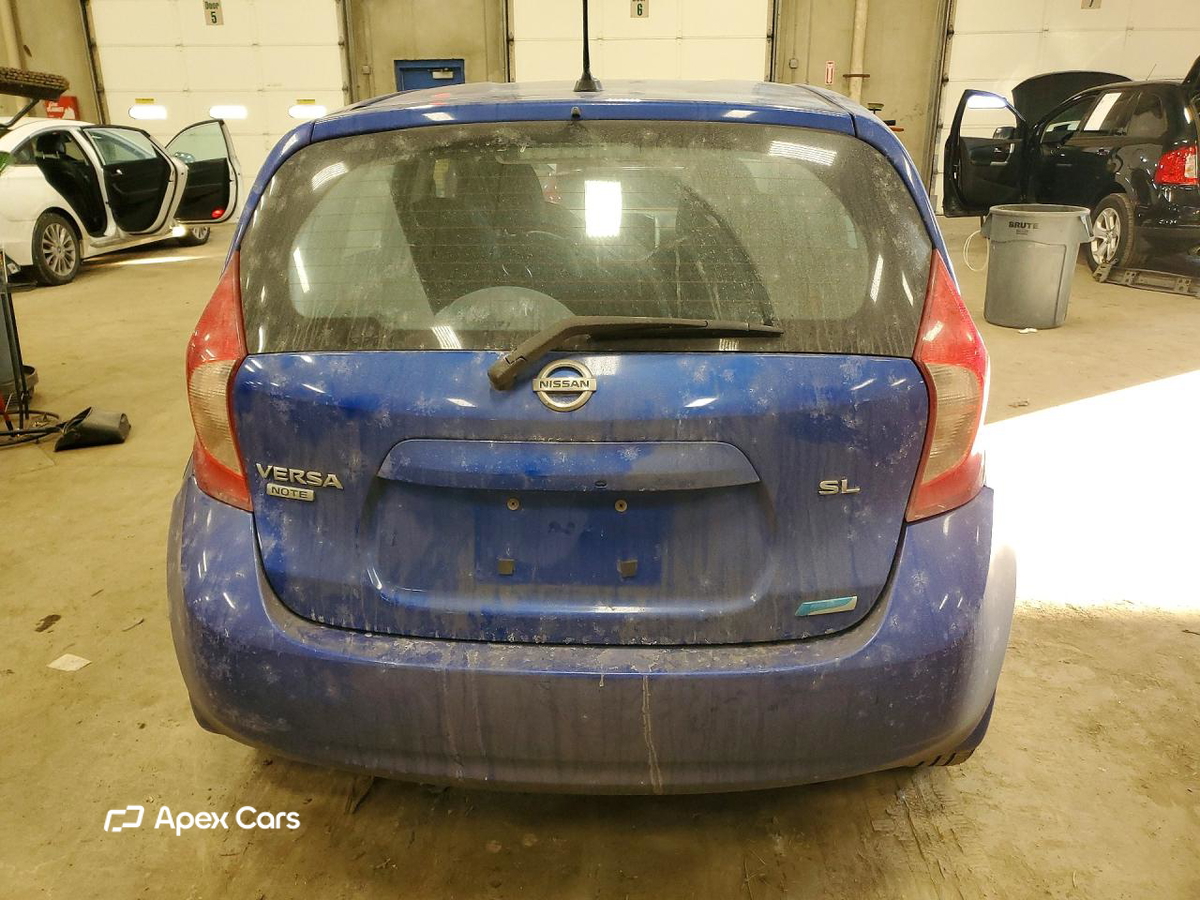 Nissan Versa 2015