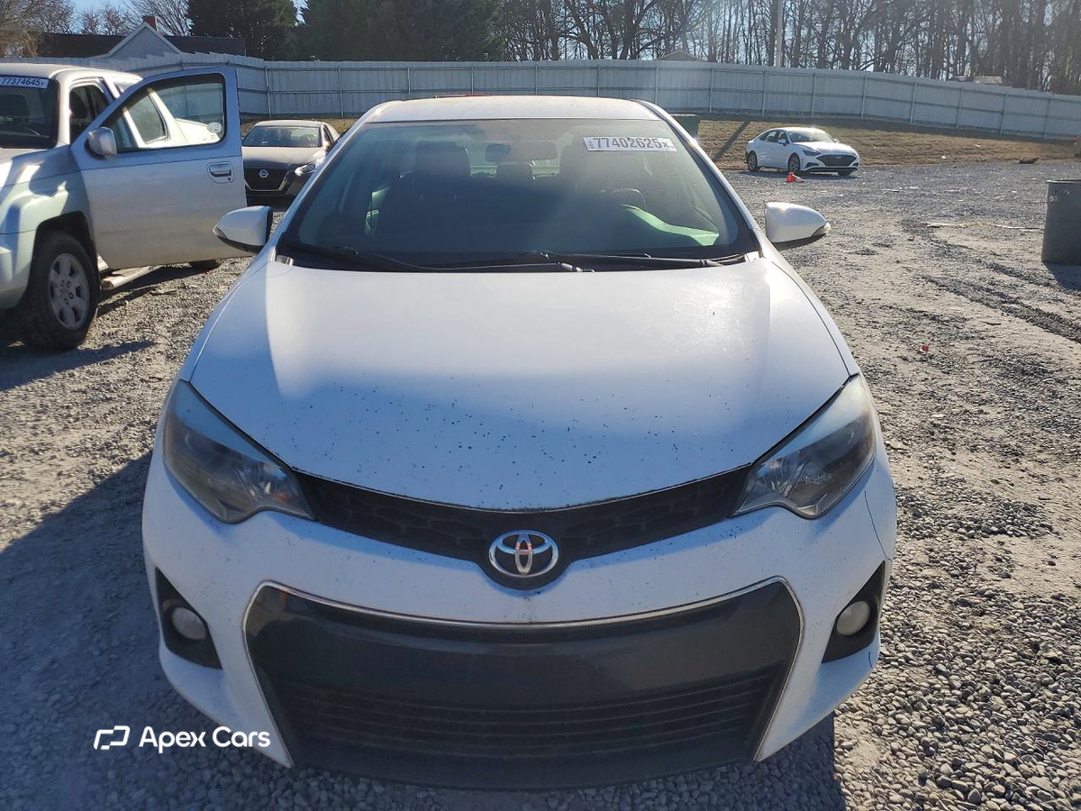 Toyota Corolla 2015