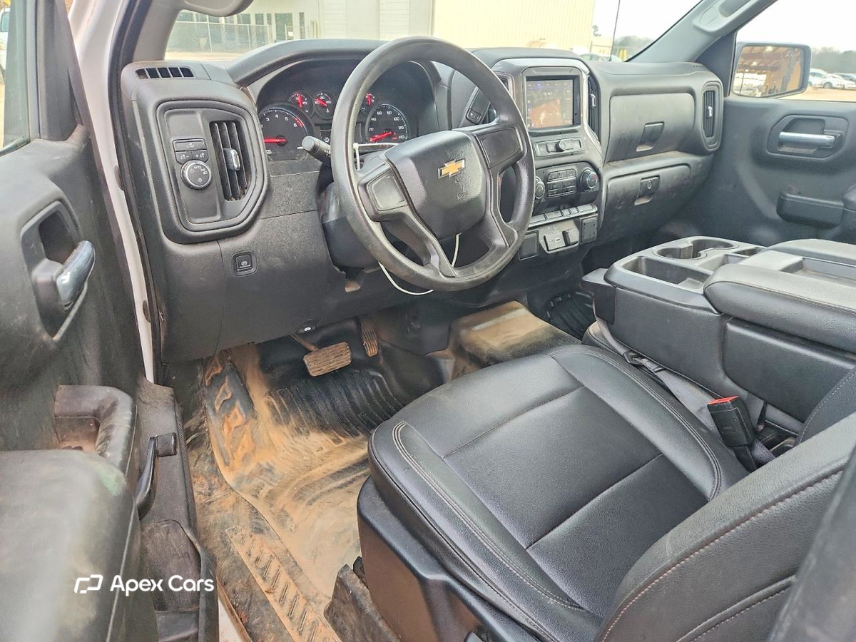 Chevrolet Silverado 2021