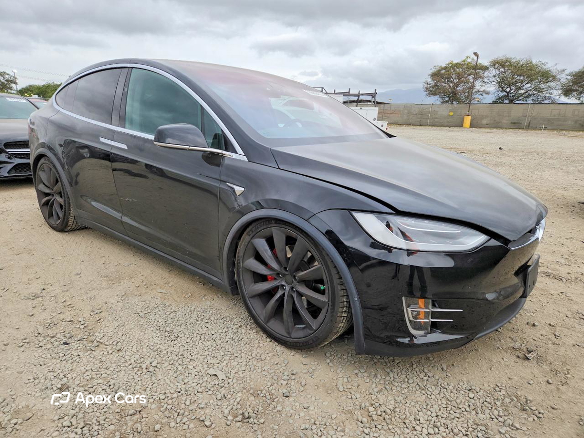 Tesla Model X 2018