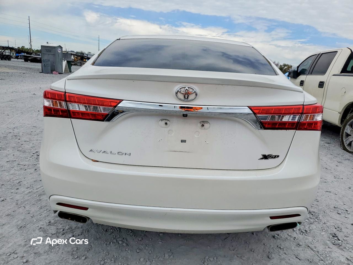 Toyota Avalon 2014