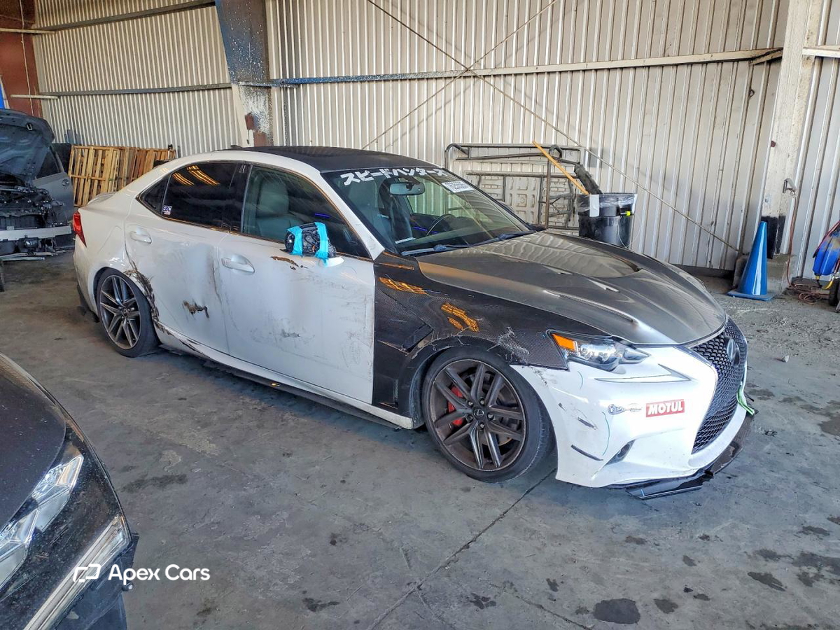 Lexus IS 2016